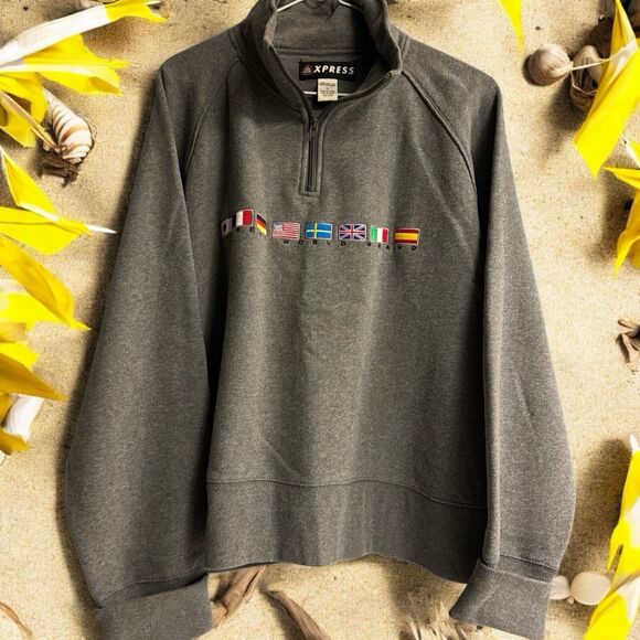 Vtg Express World Brand 1/4 Zip Sweatshirt Embroidered Flags Women’s Oversize L - Picture 1 of 7